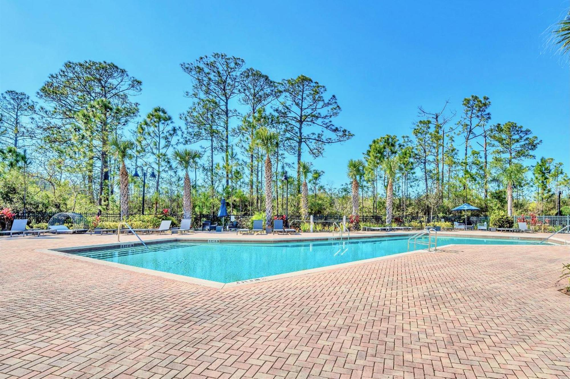 Bright Condo, Near Disney! Orlando Bagian luar foto